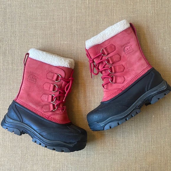 EUC Sorel Caribou waterproof boot-GORGEOUS! - Picture 1 of 9